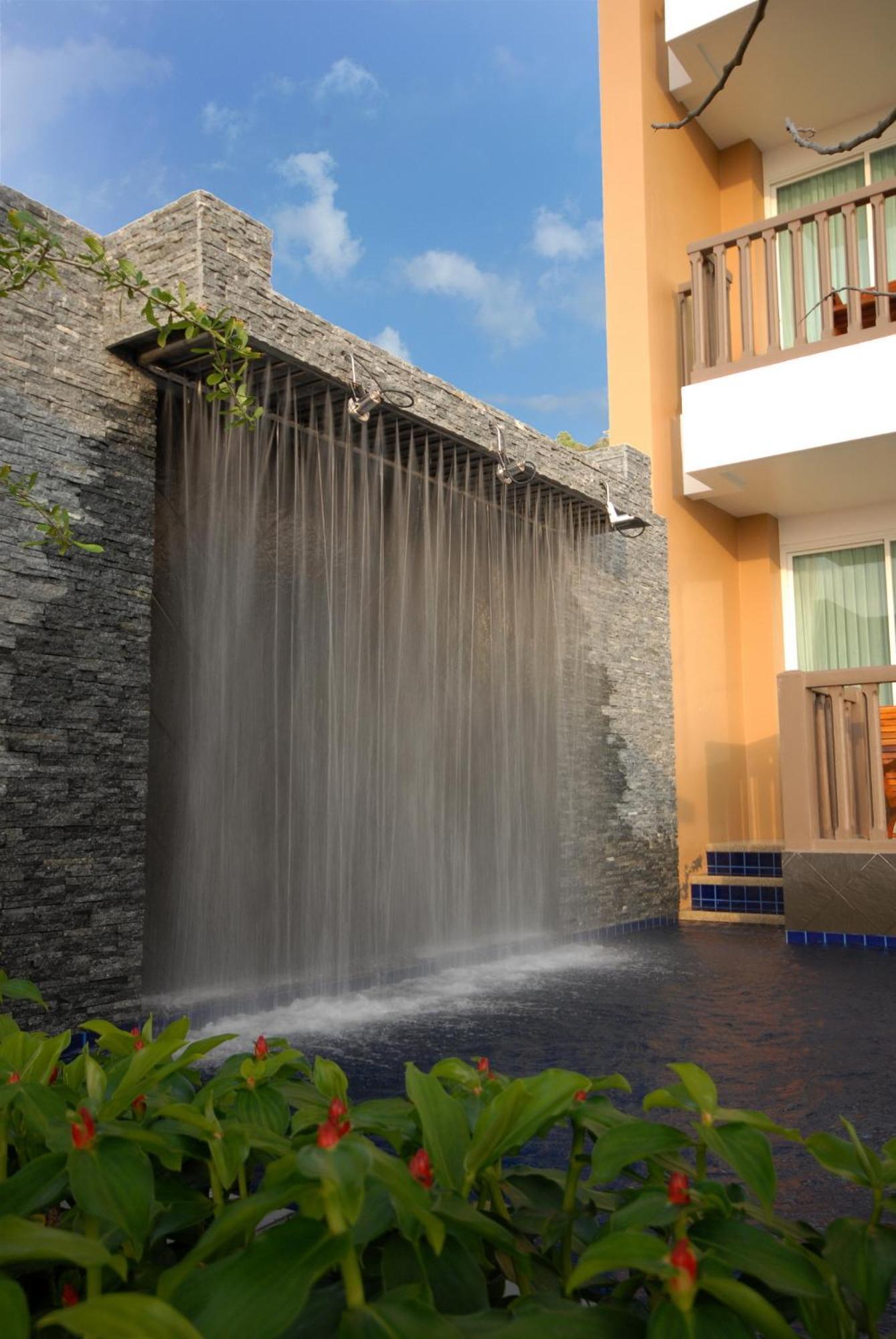 Princess Seaview Resort & Spa - Sha Plus Karon Exterior foto